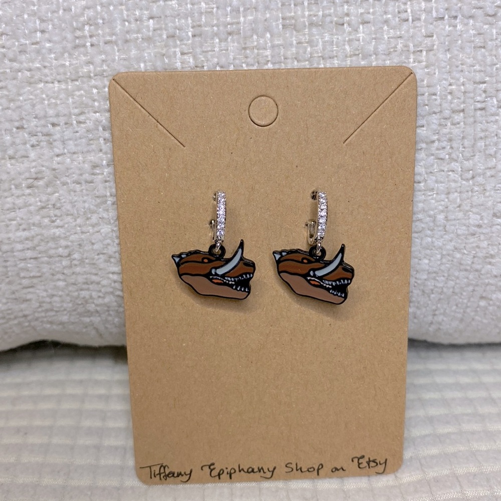 Star Wars Mythosaur inspired huggy hoop earrings NWT Not Hypoallergenic